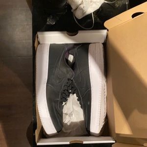 Nike Air Force 1 Low Craft. Black/White.